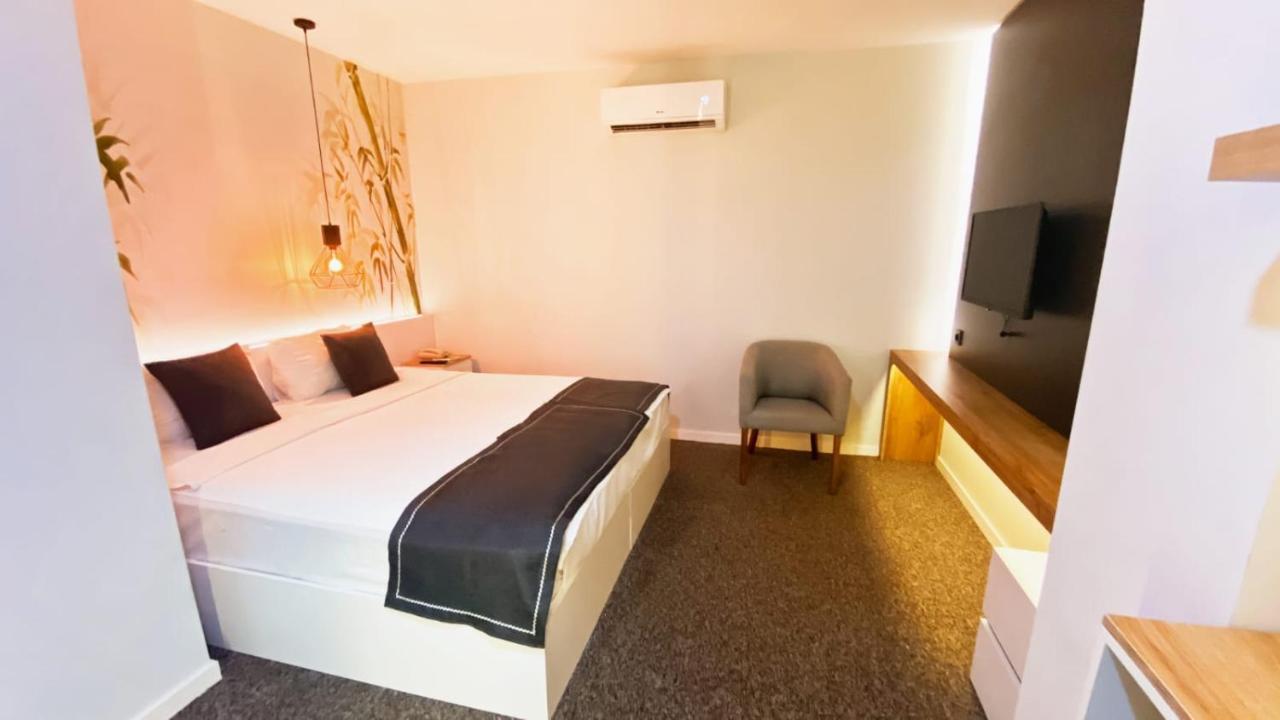 Luis Otel Izmir Exterior photo